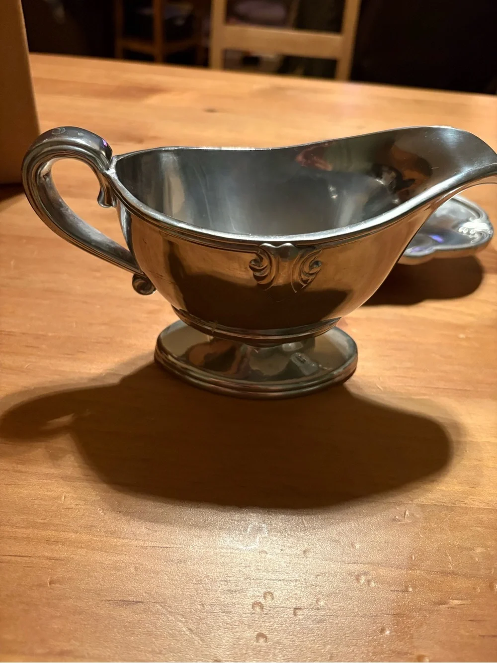 Lenox polished gravy